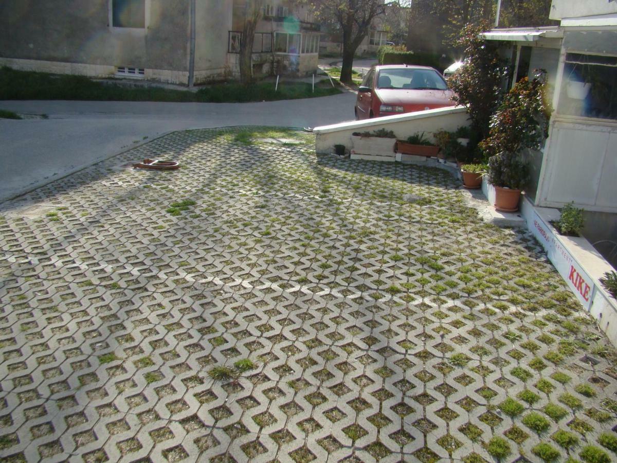 Ferienwohnung Kike Red Kaštela Exterior foto